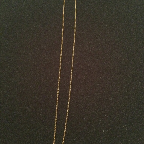Dainty Gold Bow Necklace - Picture 2 of 3